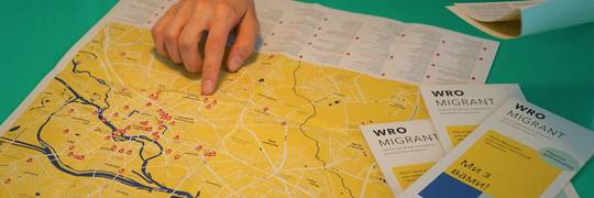 Wrocław: Miasto wydało nową mapę dla migrantów. Pomoże dotrzeć do MOPS, ZUS, sądu i cerkwi [ZOBACZ]