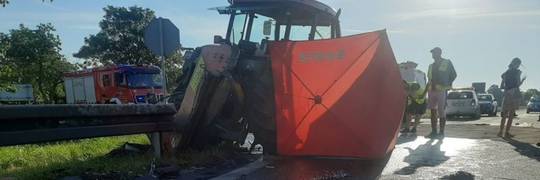 Tragedia pod Wrocławiem. Nie żyje 56-letni traktorzysta [ZDJĘCIA]