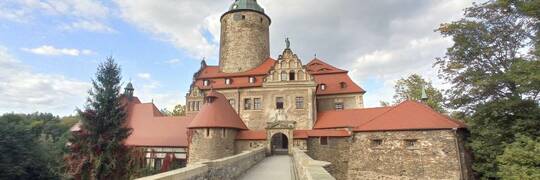 Tajemniczy Dolny Śląsk w bibliotece na Rynku. Autorka reportaży opowie o historii naszych ziem