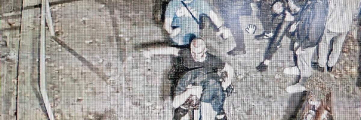 Brutalne pobicie 18-latka na wrocławskim bulwarze. Policja szuka napastnika [ZDJĘCIA]