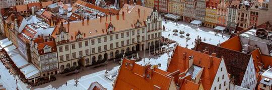 Jest projekt budżetu Wrocławia na 2023 rok. Mimo oszczędności, deficyt wyniesie aż o 667 mln zł
