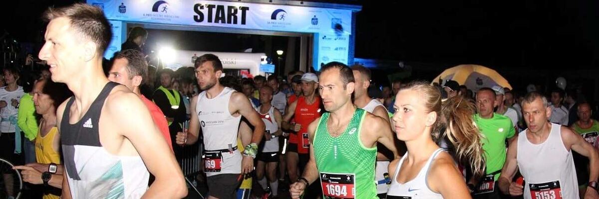 Wiemy, jak będzie wyglądał medal 9. Nocnego Wrocław Półmaratonu. Kiedy biegacze opanują miasto?