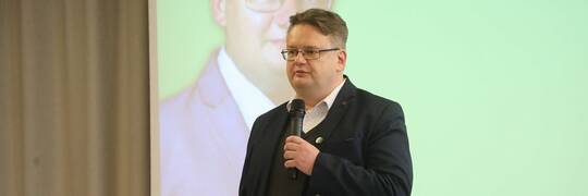 Radny z Leśnicy chce zostać nowym prezydentem Wrocławia. Kim jest Robert Suligowski?