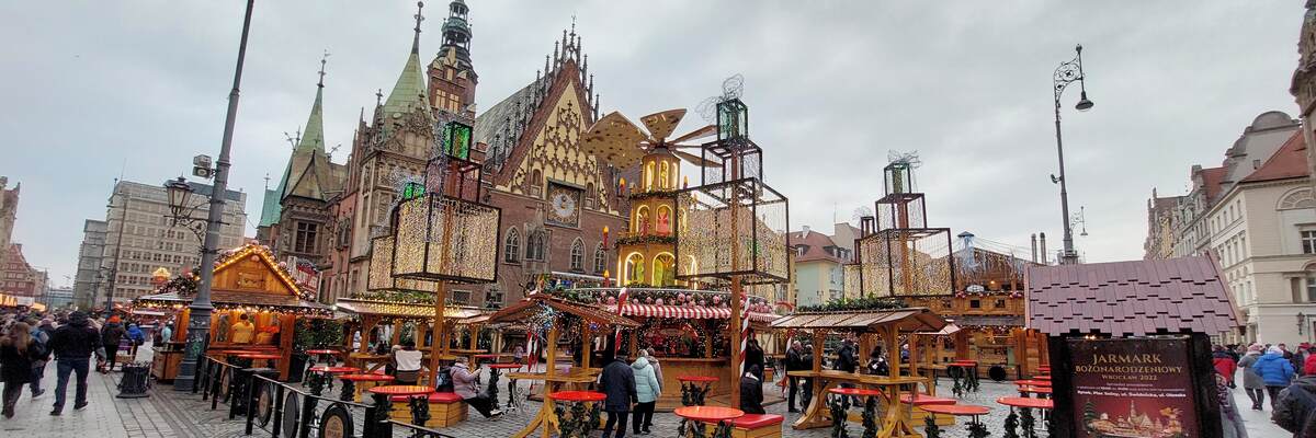 Turyści zostawili we Wrocławiu 3,7 mld zł. Co trzeci przyjezdny to Niemiec [STATYSTYKI]