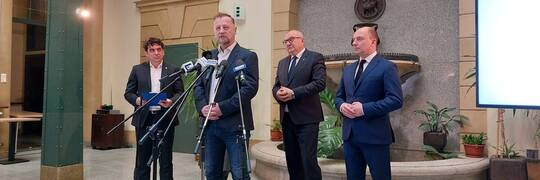 Bezpartyjni Samorządowcy podjęli decyzję ws. wyborów. Z kim wystartują do sejmu i senatu?