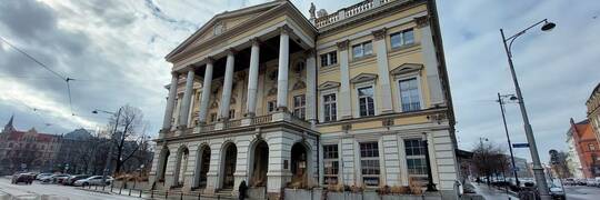 „Majteczki w kropeczki” w Operze Wrocławskiej. Marszałek zarządził pilną kontrolę