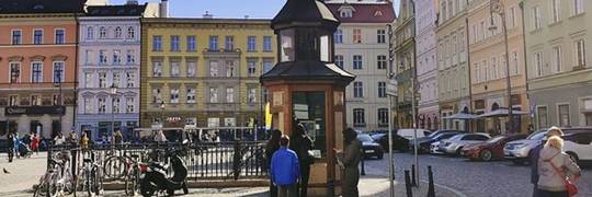 Sztuka w budce telefonicznej - a obecnie Galerii numer 22