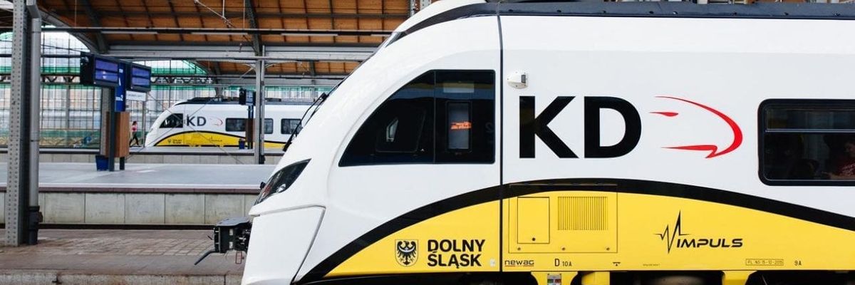 Siedem pociągów zawiezie uchodźców z Wrocławia do Niemiec