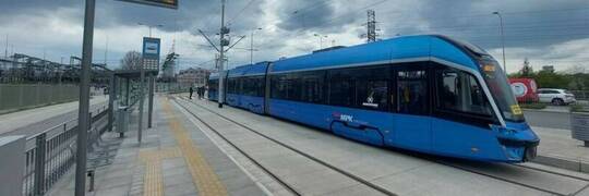 MPK Wrocław zmieniło lektora czytającego nazwy przestanków. Słyszeliście już? [NAGRANIA]
