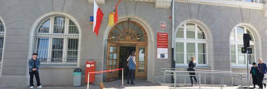 Remont w urzędzie przy Zapolskiej. Czynne są tylko trzy okienka dla kierowców