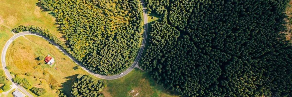 Atrakcje Karkonoszy. Dlaczego wrocławianie spędzają tu urlop?