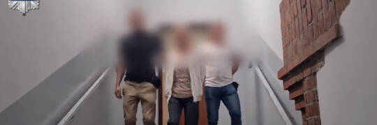 Policja zatrzymała wrocławiankę, która w biały dzień napadła na blogerkę z Filipin [WIDEO]