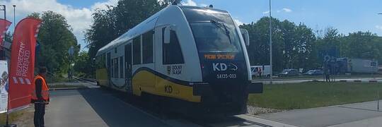 PKP przekazuje samorządowcom kolejne linie na Dolnym Śląsku. Pociągów tu nie było od lat