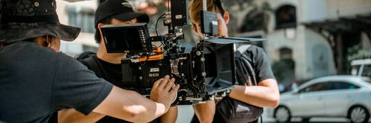 Radosław Piwowarski kręci we Wrocławiu film "Pani od polskiego". Zdjęcia trwają w centrum miasta