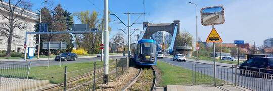 Wrocław: Naprawa torowiska przy moście Grunwaldzkim. Linie 4, 12, 13 i 16 pojadą objazdami [SZCZEGÓŁY]