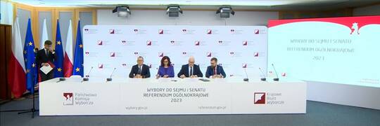 Dlaczego na Jagodnie głosowanie trwało prawie do 3:00 w nocy? PKW zabrała głos i wskazuje winnych
