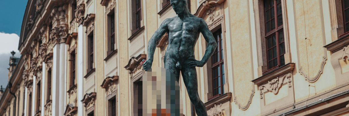 Nowy atrybut wrocławskiego Szermierza. Zobacz, co mu dali zamiast szpady [ZDJĘCIA]
