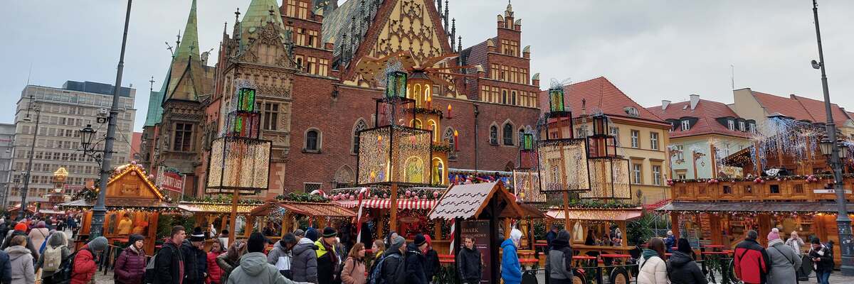 Władze Wrocławia mają apel do turystów przyjeżdżających na Jarmark Bożonarodzeniowy