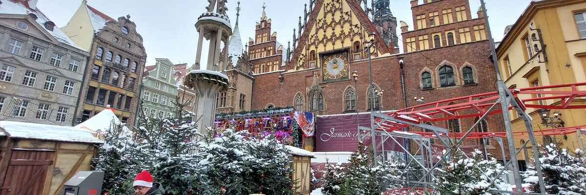 Wrocławski Jarmark ma odwiedzić milion osób. Miasto podjęło decyzję mającą na celu zmniejszyć tłok w centrum