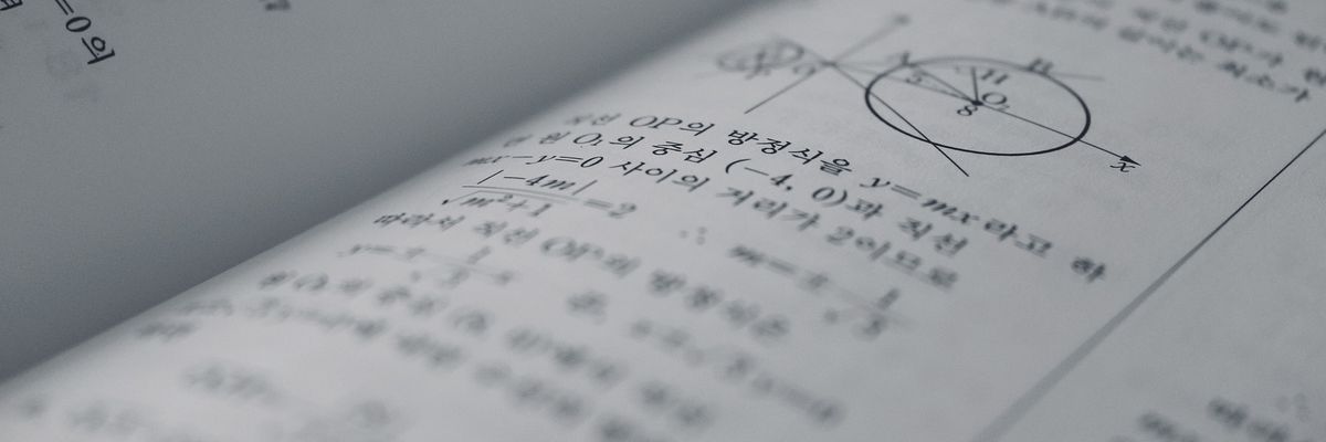 Matura z matematyki 2022. Ile trwa? Jakie zagadnienia? [05.05.2022]