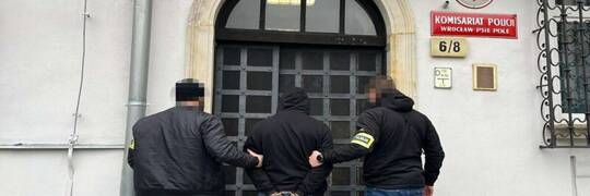Strzały na Polanowickiej. Policja złapała mężczyznę, który ranił policjanta
