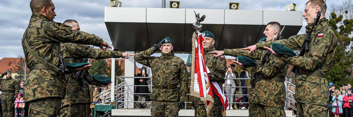 Wrocław: Żołnierze zasadniczej służby wojskowej złożyli przysięgę [ZDJĘCIA]