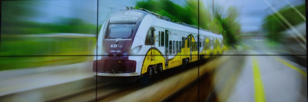 Koleje Dolnośląskie będą wozić pasażerów "piętrusami"? Tak spółka chce wykorzystać pieniądze z Unii