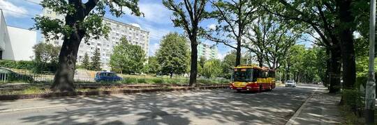 Wrocław: Remont ul. Olszewskiego potrwa do końca wakacji. Utrudnienia już od tego weekendu [OBJAZDY, ZMIANY MPK]