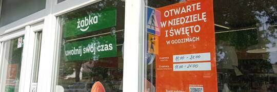 Żabka w Boże Ciało. Jak otwarte są sklepy Żabka 30 maja. Czy w Żabce kupimy coś na grilla? [30.05.2024]