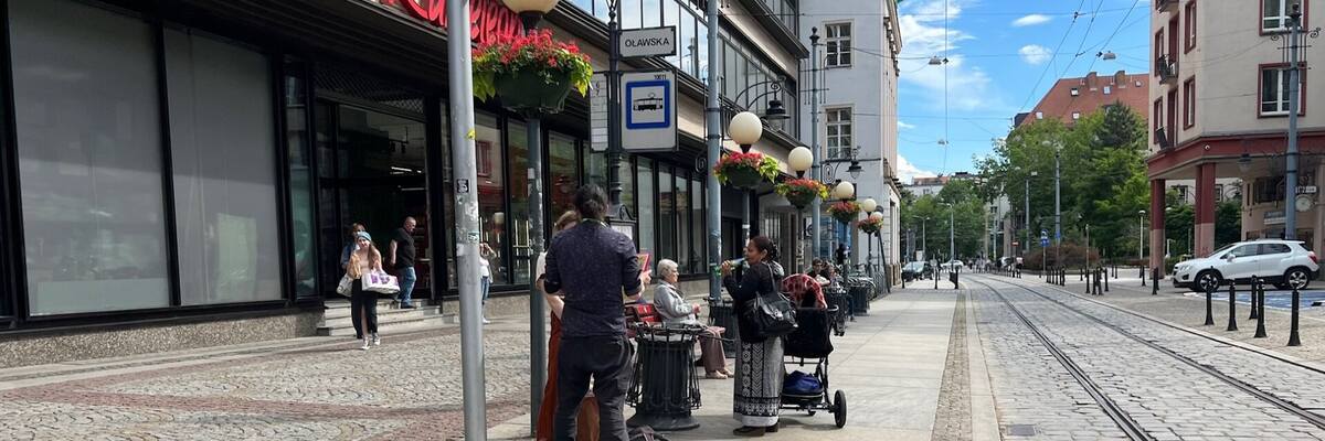 Wrocław: Powstaną 4 nowe przystanki wiedeńskie. Tu wygodniej wysiądziemy z tramwaju [LISTA MIEJSC]