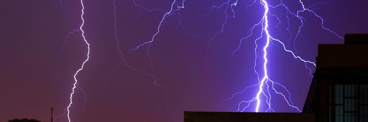 Alert RCB dla Wrocławia: burze, ulewy i silny wiatr. A co na to synoptycy? [22.07.2024]