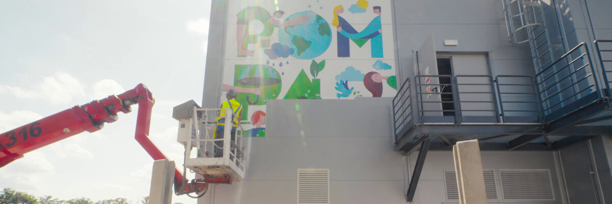 Nowy mural we Wrocławiu. Na 45 mkw. promuje troskę o środowisko