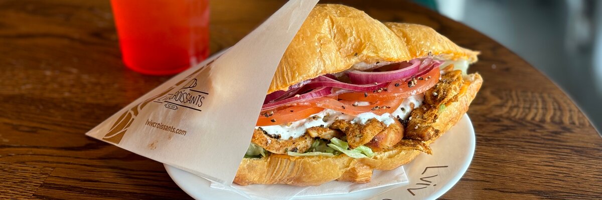 Nowość we Wrocławiu: kebab w croissancie!