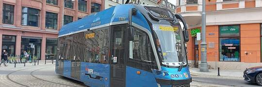 Wrocław: Autobusy i tramwaje będą kursować rzadziej. Zmiany już od czwartku