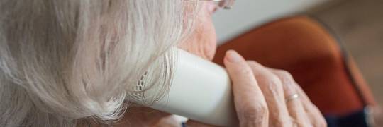 Seniorzy będą mogli za darmo ubezpieczyć się od oszustwa „na wnuczka”