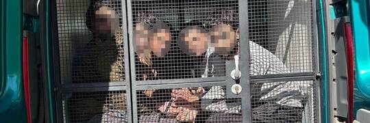 Akcja straży granicznej na autostradzie A4. Zatrzymano cudzoziemca próbującego przemycić migrantów