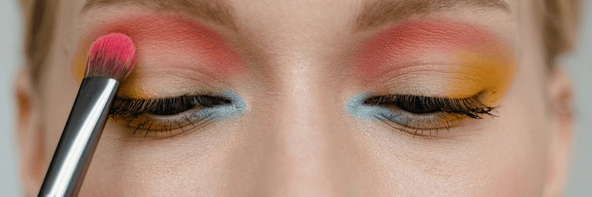 7 najczęstszych błędów przy nakładaniu cieni do powiek