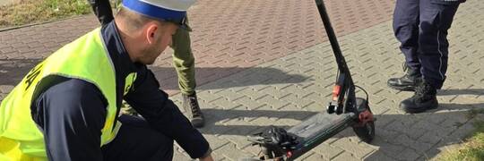 Wrocław: Policja wzięła się za „piratów drogowych” na hulajnogach, a dostało się rowerzystom