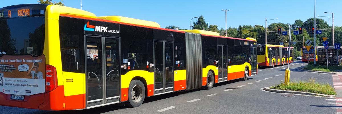 MPK Wrocław kupuje 40 autobusów z silnikiem Diesla. Prezes: najbardziej efektywne i niezawodne w przypadku działań kryzysowych