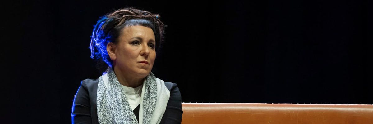 Premiera książki Olgi Tokarczuk w Hali Stulecia. Tłumy na spotkaniu z pisarką [ZDJĘCIA]