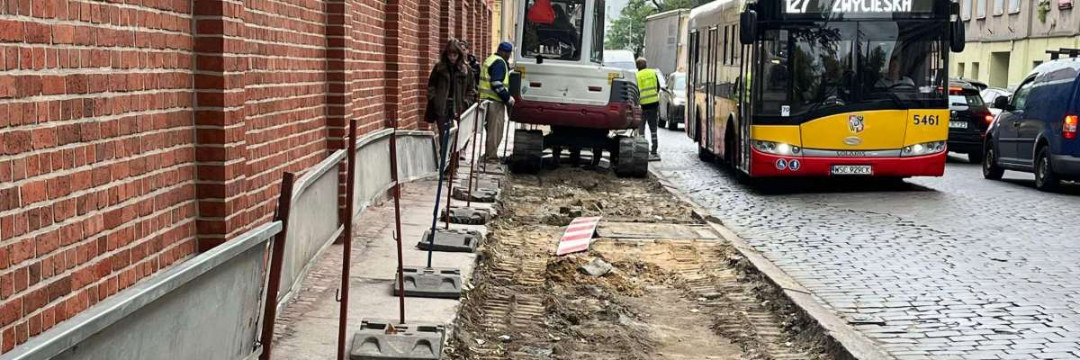 Wrocław: Ruszyła budowa nowego chodnika na Tęczowej