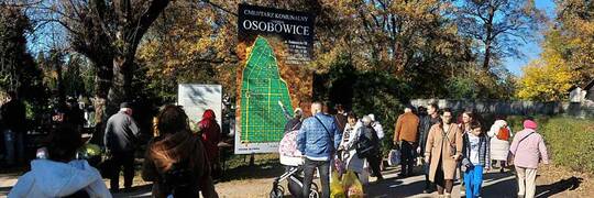 Godziny otwarcia cmentarzy Wrocław 2025. Jak przed 1 listopada otwarte będą cmentarze we Wrocławiu?