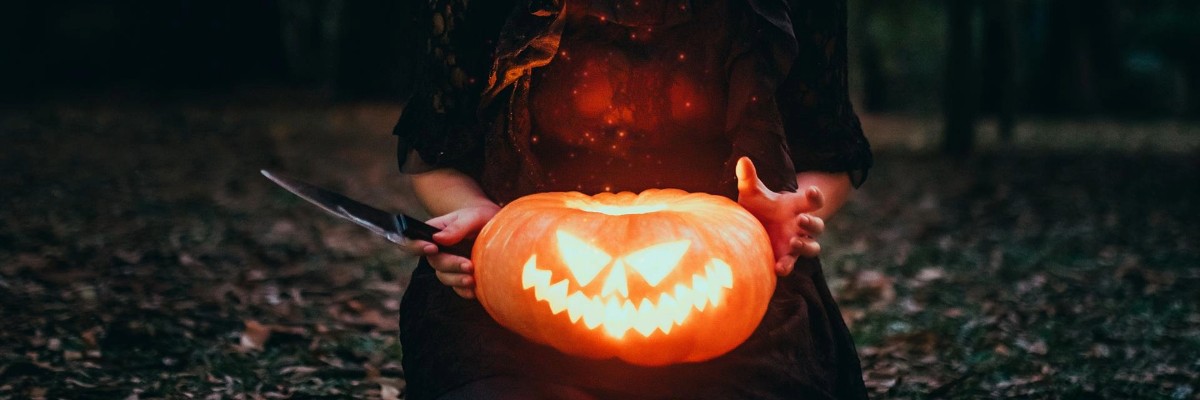 Wrocławska policja apeluje przed Halloween: „Nie niszczcie cudzej własności”