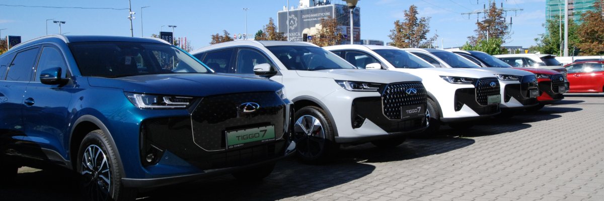 Rodzinne SUV-y w przystępnej cenie. Ruszyła wyprzedaż rocznika 2025 w salonie Chery we Wrocławiu!