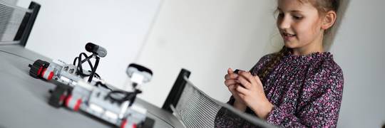 Wrocław: W dwóch szkołach miasto sfinansuje zajęcia z budowania robotów [ZDJĘCIA]