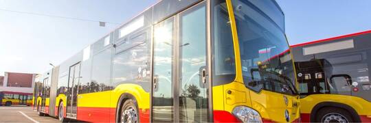 Wrocław kupuje nowe autobusy: w grze Solaris, Mercedes i Irizary