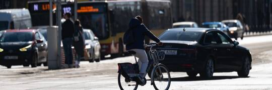 Wrocław liczy rowerzystów. Urzędnicy zamontowali 15 nowych liczników na popularnych trasach [LOKALIZACJE]