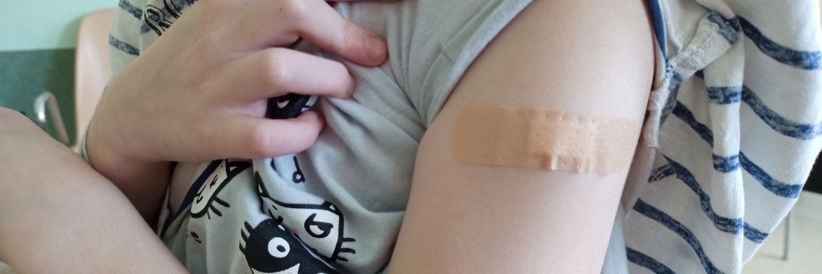 Punkty szczepień w szkołach. 8 wrocławskich placówek dostanie nagrody za najwyższy poziom wyszczepialności