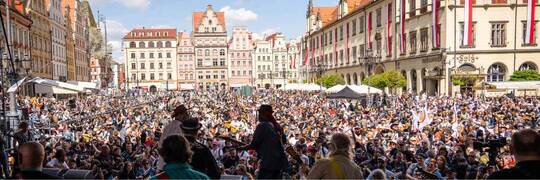 Organizatorzy Gitarowego Rekordu Świata odsłaniają kolejne karty: Klasyki rocka i Bob Marley
