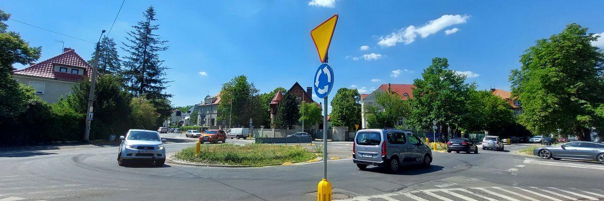 Będzie rondo Sylwestra Chęcińskiego. Tak Wrocław upamiętni twórcę „Samych Swoich”
